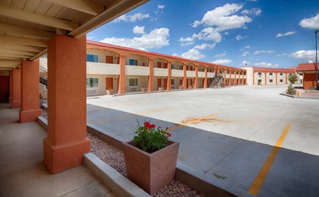 Lajunta Inn La Junta Экстерьер фото